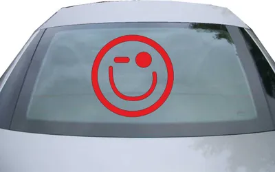 Produktbild von Indigos UG - Aufkleber Heckscheibe & Motorklappe DE2488 - rot - 600x600 mm - Zwinker - Smiley - Auto Scheiben Fenster Heckklappe Tuning Racing JDM - Die cut