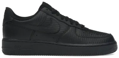 Image de Nike Air Force 1 Low, couleur noire, avec détails en fibre de carbone - Pointure européenne 41