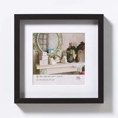 Productafbeelding van Zwarte Houten Fotolijst 30 x 30 cm met Passepartout - Stockholm Stijl