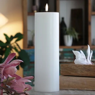 Produktbild von LED Kerze THEA - Echtwachs - 3D Flamme - H: 25cm - D: 7,8cm - Timer - bis zu 1000 Std. - weiß