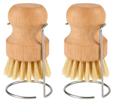 Immagine prodotto di 2 spazzole di legno per la pulizia di verdure e frutta