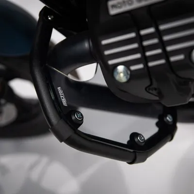Immagine prodotto di Spoiler laterale ISOTTA fumè chiaro su tubi paramotore TB69 per Moto Guzzi
