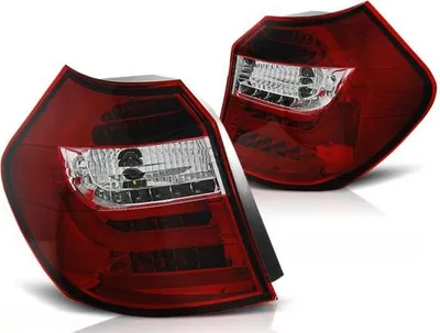 Produktbild von LED Lightbar Rückleuchten für BMW E87 Bj. 04-07 Rot/Chrom
