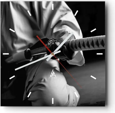 Produktbild von Wanduhr - Quadrat - Glasuhr - Samurai-Schwert - 30x30cm - Schleichendes Uhrwerk - Lautlos - zum Aufhängen bereit - Dekoration Modern - Wanddekoration aus Glas - C3AC30x30-3746