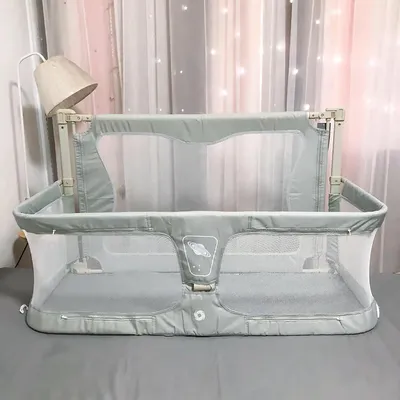 Produktbild von 3-in-1-Beistellbett für Babys als Babywiege, Baby-Stubenwagen, Kinderbett, Babybett und Kinderreisebett, mit Moskitonetz und zur Befestigung am Bett