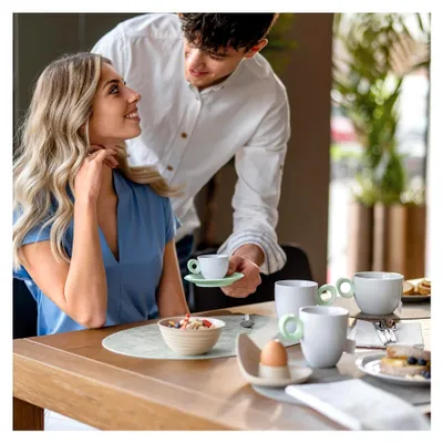 Produktbild von Set aus 4 Kaffeetassen mit Untertassen - Malvengrün