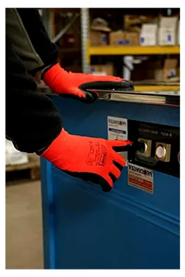 Produktbild von 12 Paar Arbeitshandschuhe aus Nylon mit schwarzer Latexbeschichtung EN388 (10)