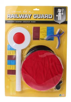 Produktbild von Dirigenten Spielset für Verkehrssteuerung und Zugabenteuer, Signalplatte 32 cm, Mütze 20 cm Durchmesser