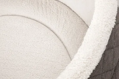 Produktbild von Knuffelwuff Orthopädisches Hundebett Lena aus Velours und Kunstleder mit hohem Schaumstoffrand XL 90 x 66cm Braun/Beige