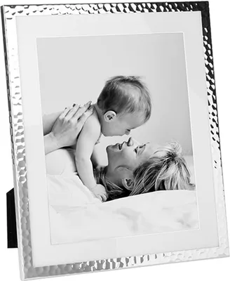Image de Fink MILAN, cadre photo 20x25 cm, verre, plaqué argent, métal, surface lisse, couleur argent, L. 27,7 cm, l. 32,8 cm, H. 1,5 cm, référence : 133267