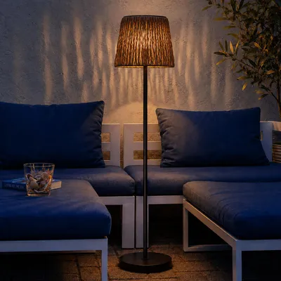 Produktbild von LED Solar Stehlampe in Rattan-Optik - Gartenlampe - 3 Höhenmöglichkeiten - H: 125cm - Lichtsensor