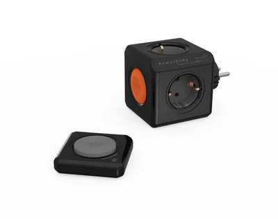 Produktbild von allocacoc Eco PowerCube Remote Original mit Fernbedienung, Schwarz, schaltbare 4 fach Steckdose zum Stromsparen, 230V Schuko