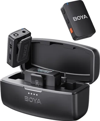 Obrázek produktu pro BOYA BOYAMIC All-in-One 2.4G bezdrátový mikrofonní systém Připojitelný bezdrátový mikrofon 300M přenos 8G paměť Nahrávání na palubě s nabíjecím pouzdrem Náhrada pro iOS Android Smartphony Kamera Počítač pro živé vysílání Vlogging Rozhovor