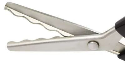 Productafbeelding van Omgoods - Professionele Stoffenschaar met Golfrand, 9 Inch