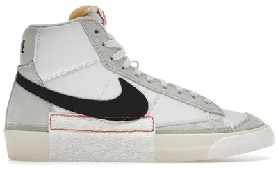 Image de Nike Blazer Mid 77 Pro Club, blanc, noir, beige clair, blanc cassé - Pointure européenne 40,5
