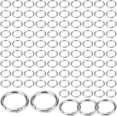 Produktbild von Set mit 100 Schlüsselanhängern, 27 mm, kleine Metallschlüsselanhänger, Silberfarben