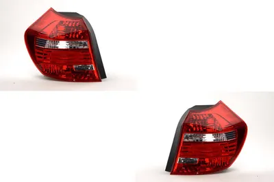 Obrázok produktu pre Johns, kombinované zadné svetlo zadné svetlo pasuje do BMW 1 E81 E87 03/07-01/13 Set Lin Re Halogen