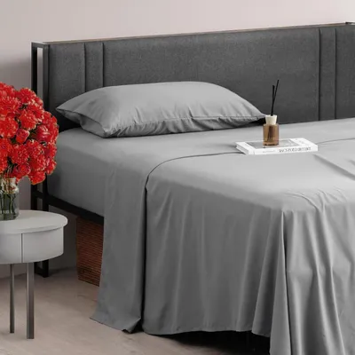 Produktbild von Bettwäsche Set 4-teilig (135×200 cm) – Weiche Mikrofaser Bettgarnitur mit 2 Bettbezügen & 2 Kissenbezügen (40×80 cm)