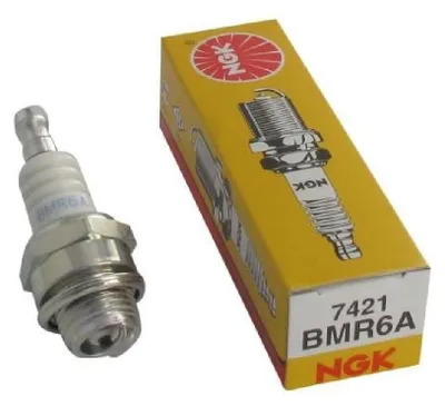 Image de Bougie D'allumage Ngk Bmr6a. Equivalent Champion Rcj8, Chrcj8, Tashima 2209842, Nippondenso W20mru.