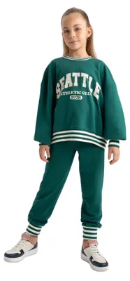 Immagine prodotto di Jeans per ragazze del marchio DeFacto, adatte alle adolescenti: jeans alla moda, pantaloni cargo, pantaloni sportivi