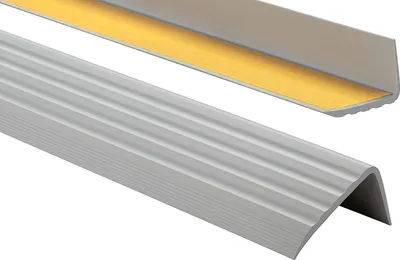 Produktbild von ProfiPVC Treppenkantenprofil Selbstklebend aus PVC Winkelprofil Kantenschutz Anti-Rutsch Treppenkanten-Schutzprofil 41x25mm 2m, Grau