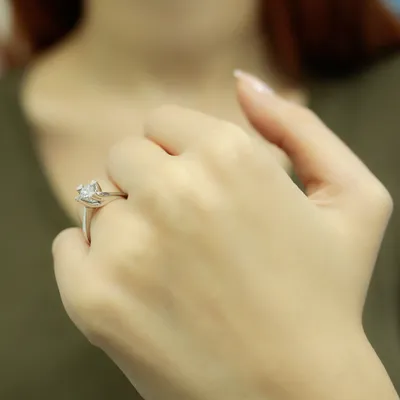 Produktbild von 0,33 Carat Diamant Solitär Ring Antragsring 14 Karat Weißgold - 61 (19,40 mm)