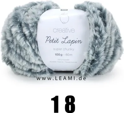 Produktbild von RICO Creative Petit Lapin Super chunky 18 Antlantikblau