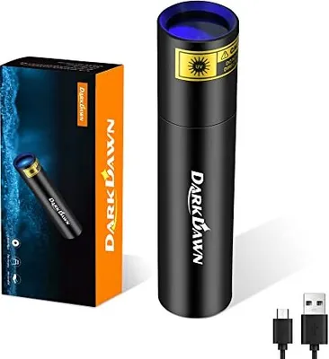 Produktbild von DARKDAWN UV Taschenlampe 365nm Licht, Schwarzlicht Mini Wiederaufladbar, Woodsche Lampe Tragbare LED Ultraviolett 370nm Haustier Urin Detektor,