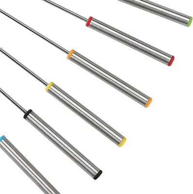 Produktbild von Edelstahl Fonduegabeln mit hitzebeständigem Griff - Set von 18 - Für Käse Schokoladenfondue - Geröstete Marshmallows Fleisch - Küchengeräte Spieße Fonduegabeln - 24 cm.
