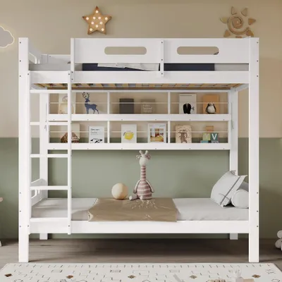 Immagine prodotto di Letto a castello 90x200 cm in legno di pino e MDF, di colore bianco, con sponde di sicurezza, scaffale aperto e scala a 5 gradini