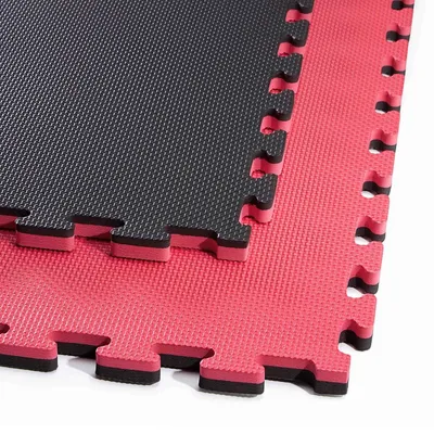 Produktbild von Puzzle Schaumstoff Gymnastikmatte 100x100x2cm rot-schwarz