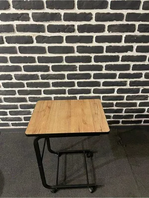 Produktbild von Beistelltisch C-Form mit Rollen 35x47x60 cm Atlantische Pijnboom MDF Metall