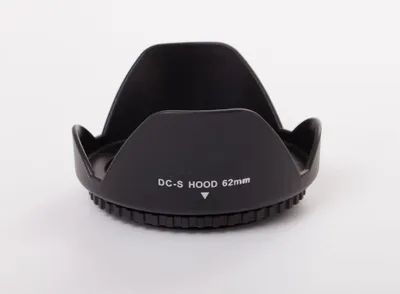 Produktbild von vhbw Gegenlichtblende für 62mm Objektiv, tulpenförmig, 8,8 cm, schwarz