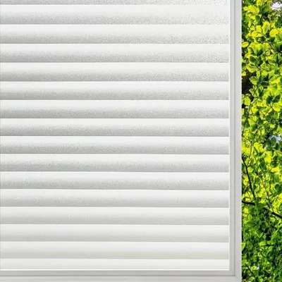 Productafbeelding van Raamfolie met strepenpatroon voor privacy, 30x200cm