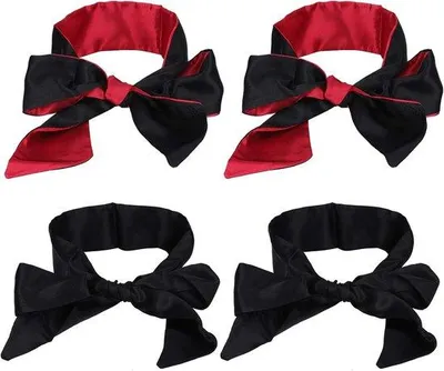 Productafbeelding van Luxe slaapmasker, zijden oogmasker - zwart, rood
