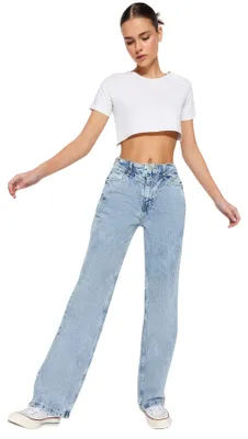 Immagine prodotto di Jeans da donna TRENDYOL, modello a vita alta, gamba larga, stile anni '90, colore blu