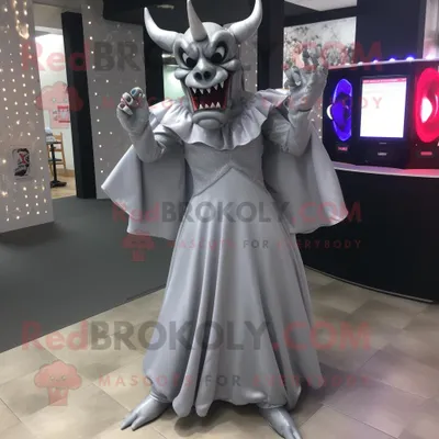 Immagine prodotto di Personaggio del costume della mascotte REDBROKOLY del diavolo d argento vestito con un abito da ballo e fermacravatta