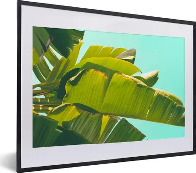 Produktbild von MuchoWow® Gerahmtes Poster Bananenblatt - Blätter - Tropisch - Sommer 40x30 cm - Poster mit Schwarzem Bilderrahmen Wandposter Rahmen Foto Bilder - Bilderrahmen - Poster im Rahmen