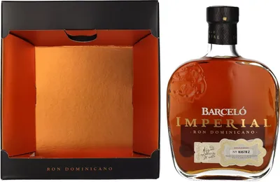 Produktbild von Barceló Imperial Ron Dominicano 38% Vol. 0,7l in Geschenkbox