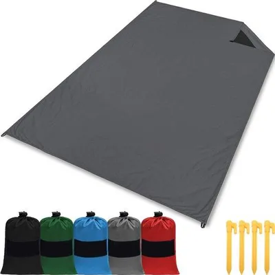 Produktbild von Famanu Picknickdecke - wasserabweisend, waschbar und sandfrei - 150 x 110 cm - grau