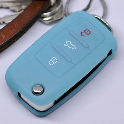 Produktbild von Auto Schlüssel Hülle Silikon Schutz Cover Fluoreszierend Blau kompatibel mit VW Seat Skoda ab 11/2009 3 Tasten Klappschlüssel