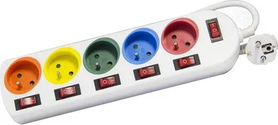 Productafbeelding van Stopcontact met Schakelaar en USB-poorten