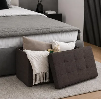 Produktbild von belviona Sitztruhe mit Stauraum, faltbare Sitzbank für Wohnzimmer, Flur oder Schlafzimmer, 80 l Volumen, 76x38x38 cm, braun