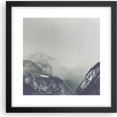 Produktbild von Gerahmtes Poster - Schwarzer Rahmen - Berge Wald Nebel - 30x30 cm - Wand Bild - Wanddeko - Wandbilder - Kunstposter - Wandposter - Bilderrahmen - Bilder - Kunstdruck - Wandbild - P2BAC30x30-4270
