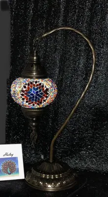 Produktbild von Handgefertigte orientalische Tischlampe im Bogenmodell mit türkischem Mosaik und buntem Stern, E14, 42 cm hoch