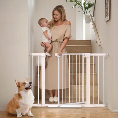 Produktbild von Haustiertor Extra Breite mit Durchgangstür - Automatisch schließendes Hundegitter für Treppen und Türöffnungen