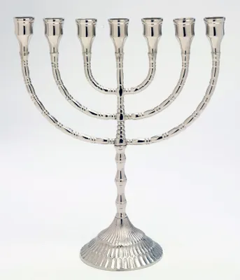 Produktbild von Menora Kerzenhalter Messing vernickelt Silber H 30 cm, 7-flammiger Kerzenleuchter