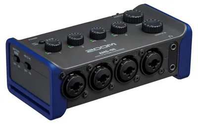 Produktbild von Zoom AMS-44 Audio Interface für Musik & Streaming
