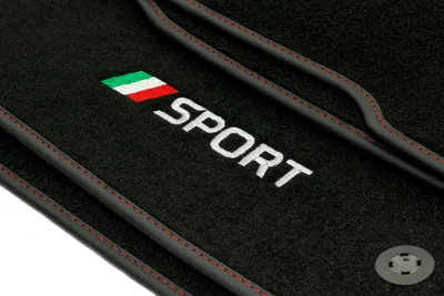 Immagine prodotto di Set di tappetini in velluto SPORT per Fiat 500 / 500C / 500e / 595 / 695 - Perfettamente adatto