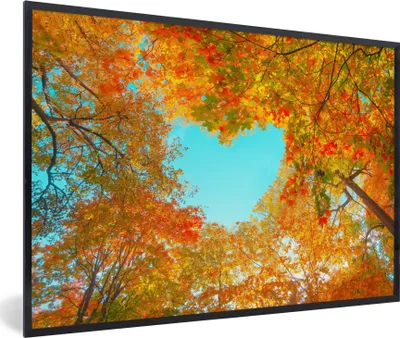 Produktbild von MuchoWow® Gerahmtes Poster Bäume - Herbst - Herz - Natur - Orange - Herz 90x60 cm - Poster mit Schwarzem Bilderrahmen Wandposter Rahmen Foto Bilder - Fotorahmen - Foto-Plakat